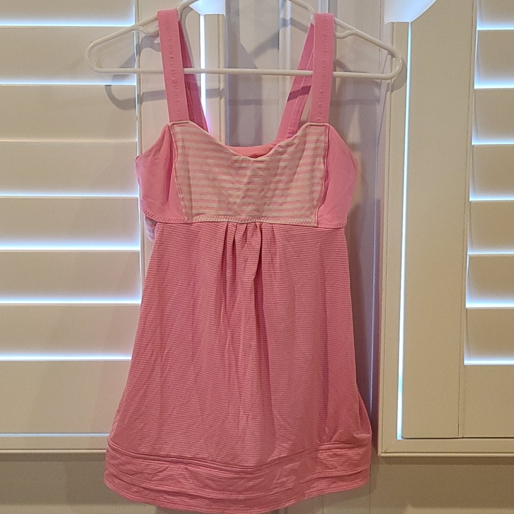 Like new Lululemon Tank Top Pink Size 6